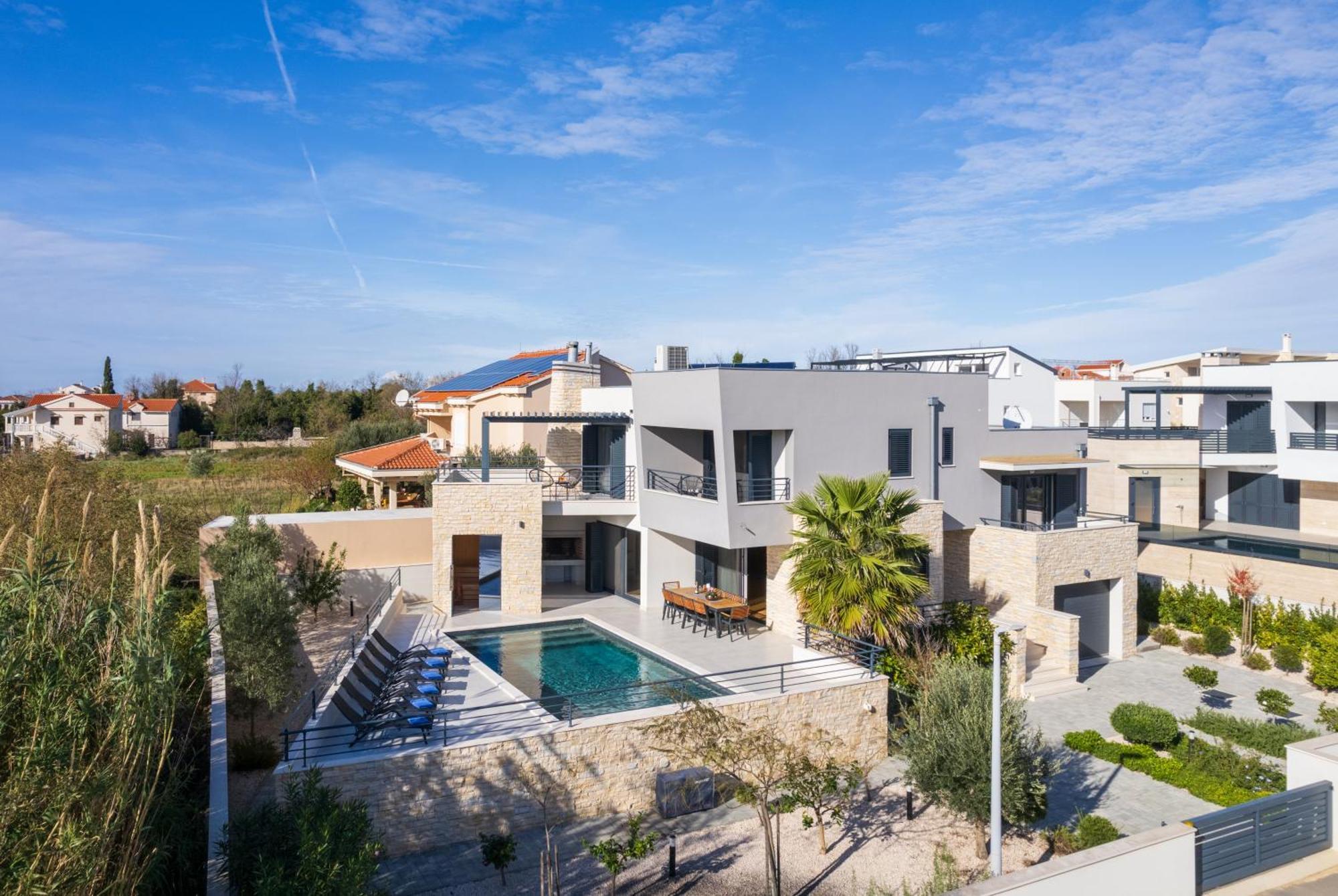Villa Roca With Heated Pool And Sauna Privlaka  Eksteriør bilde