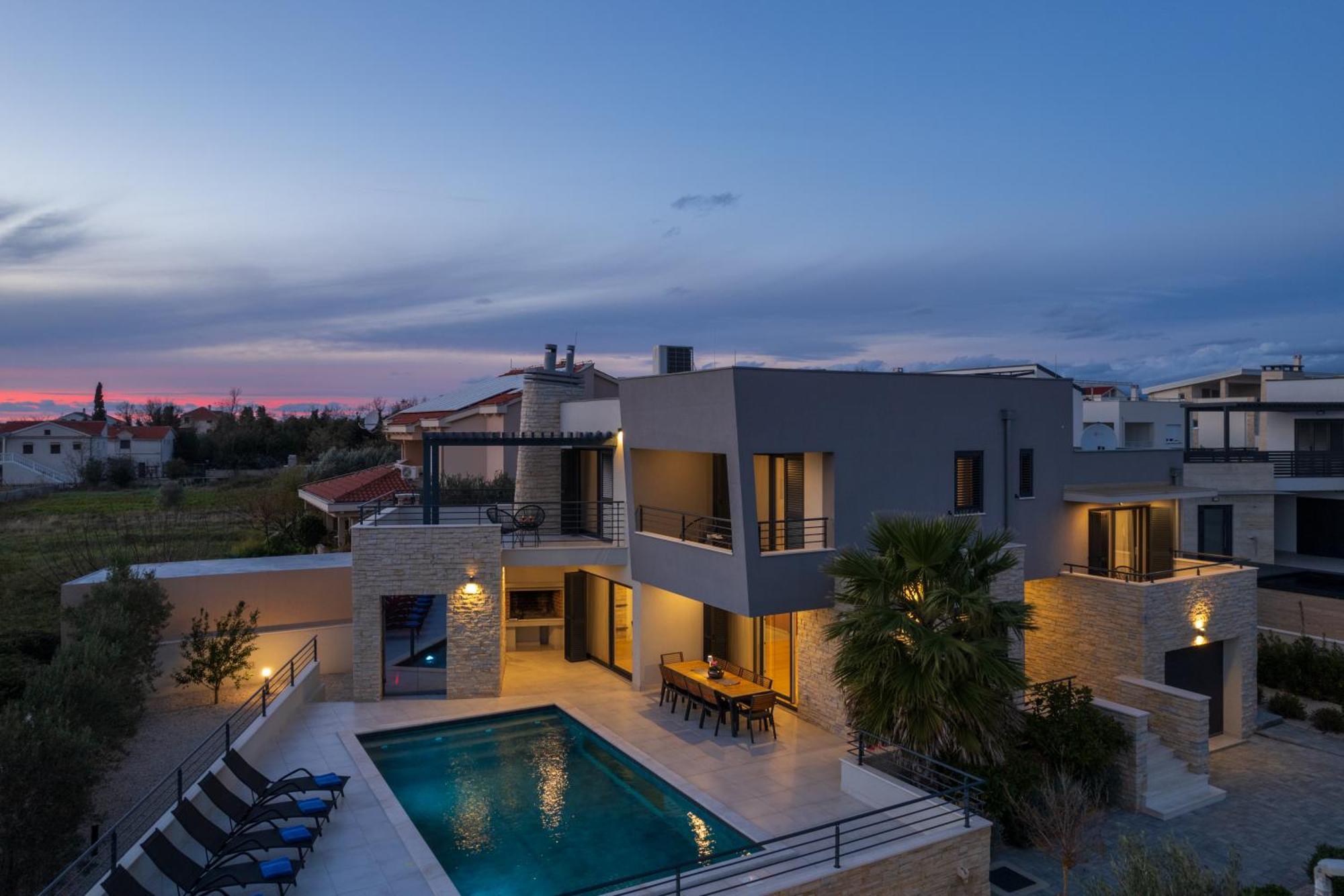 Villa Roca With Heated Pool And Sauna Privlaka  Eksteriør bilde